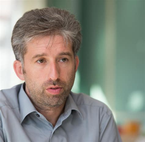 Palmer started a local campaign to reduce co2 emissions in. Boris Palmer übt Kritik an grünem Vorstoß zu Sex für Pflegefälle - WELT