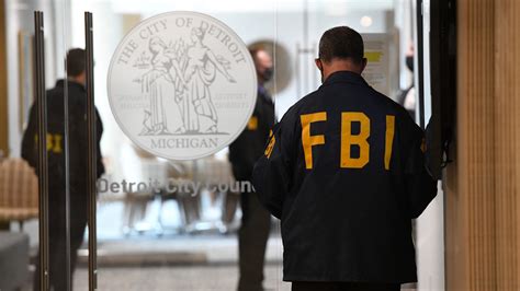 Fbi Raids Detroits City Hall Council Members Homes As It Focuses On Towing Operations