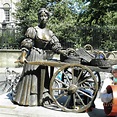 Molly Malone Statue (Dublin) - All You Need to Know BEFORE You Go
