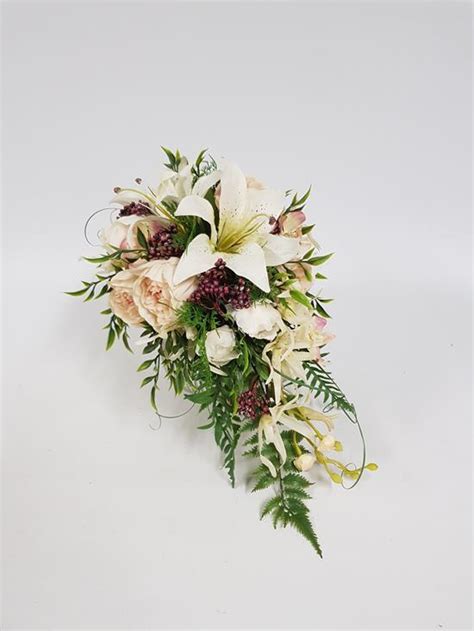 Petite Teardrop Bridal Wedding Bouquet Desflora