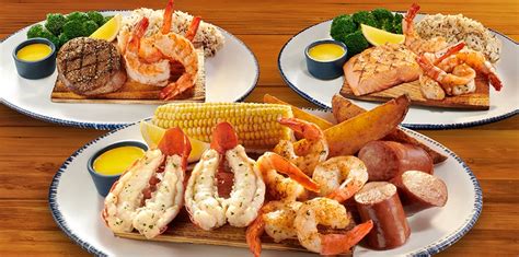 Lobster, avocado, tomato, bacon, corn, eggs, bleu cheese crumbles with bleu cheese dressing. Specials | Red Lobster
