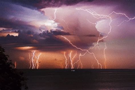 15 Cool Facts About Lightning Weather You D Like To Know Cleveland Com