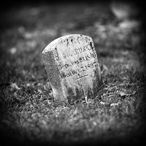 Old Gravestone Stock Photo Image Of Dead Outdoors Grave 27490912