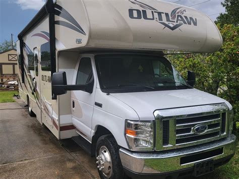 2021 Thor Motor Coach Outlaw 29j Toy Hauler Good Sam Rv Rentals