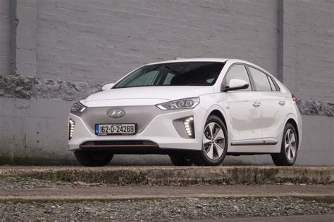 Hyundai Ioniq Electric Reviews Complete Car