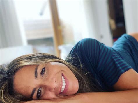 Nuria Roca Triunfa Con Su Selfie Más Natural ¡en Pijama Foto 1
