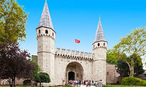 Topkapi Palace In Istanbul The Greatest Museum In The Middle East
