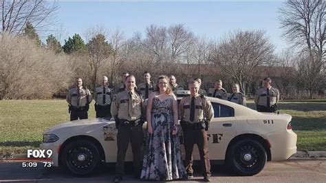 Deputies Escort Daughter Deceased Officer To Prom Youtube
