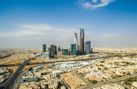 Saudi Arabias 175 Billion Bond Sale Draws Investors Wsj