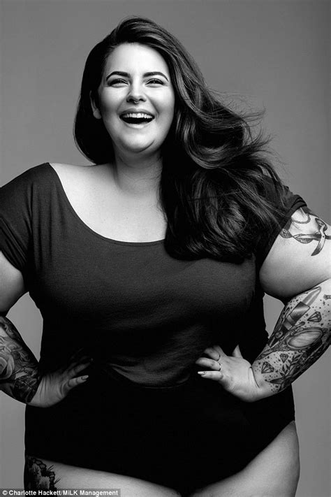 Plus Size Model Tess Holliday Challenges Beauty Norms For Photoshoot In