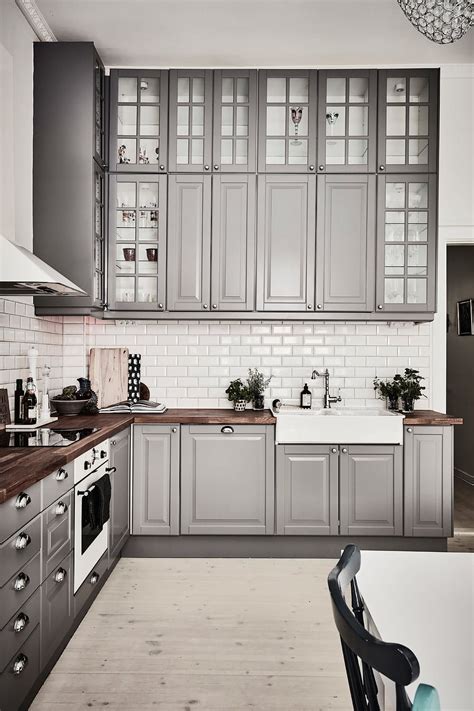Problem is, i'm not very fond of wall cabinets and tall cabinets for refrigerator, etc. Inspiring Kitchens You Won't Believe are IKEA | Kitchen ...