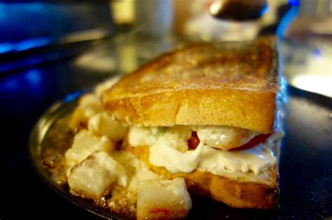 How To Make A Lobster Grilled Cheese Sandwich