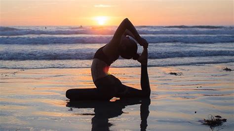 25 Breathtaking Photos To Inspire Your Morning Yoga