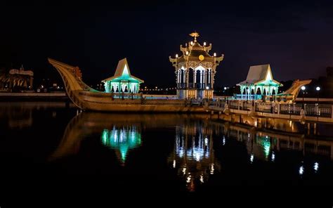 The Royal Barge Bandar Seri Begawan 2020 All You Need To Know