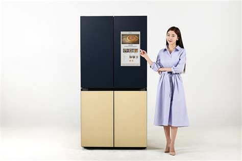 Представлен четырёхдверный холодильник с умным экраном Samsung Bespoke