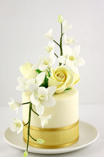 Top Mini Elegant And Chic Cakes Page 20 Of 29