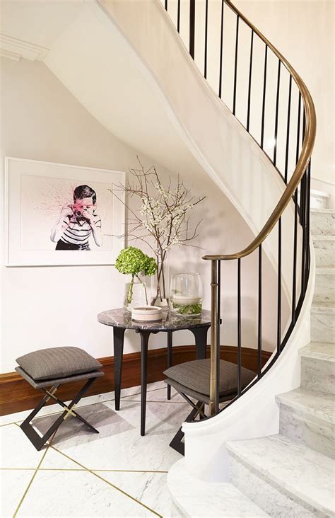 29 Entryway Decorating Ideas That Make A Stunning First Impression