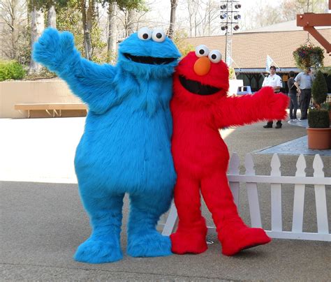 Cookie Monster And Elmo At Busch Gardens Sesame Street Busch Gardens