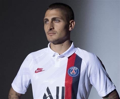 La equipación ya se puede comprar en las tiendas oficiales. Tercera camiseta Nike del PSG 2019/20