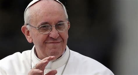 «più soldi a tutti e più velocemente». Papa Francesco compie 80 anni: ecco come fare gli auguri ...