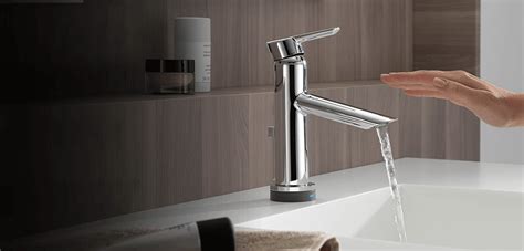 Touchless kitchen faucets are becoming increasingly popular both inside family homes as well as in restaurant and café kitchens. Best Touchless Kitchen Faucets - (Reviews & Guide 2020)