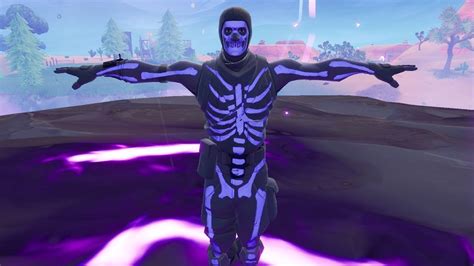 I Carried A Purple Skull Trooper To A Win Youtube