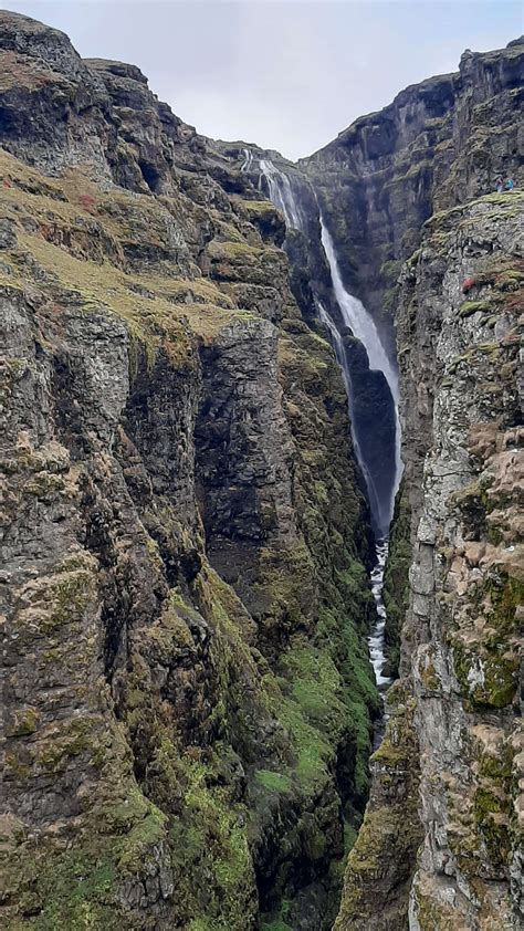 Glymur Waterfall Sliva
