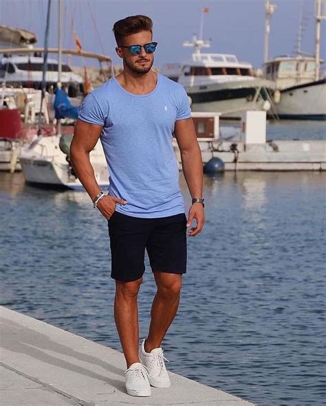 how to style your shorts with t shirt to look sharp mens casual outfits summer mens casual