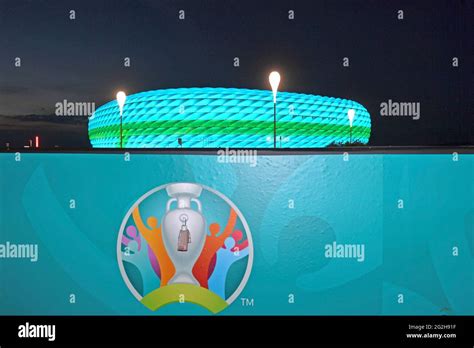 football euro 2020 fußball arena muenchen allianz arena lights up in special lighting