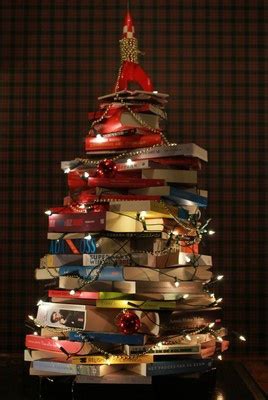 UNIVERSO DOS LEITORES DIY Árvore de Natal de livros