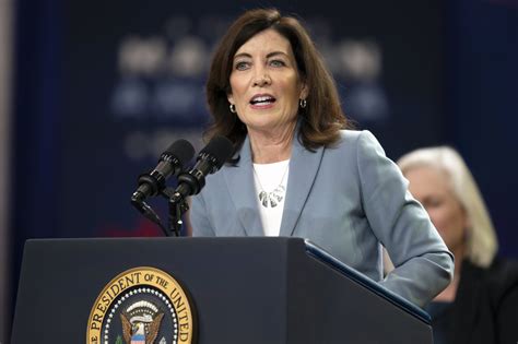 Democrats To Boost Hochul In Tight New York Governors Race Wtop News