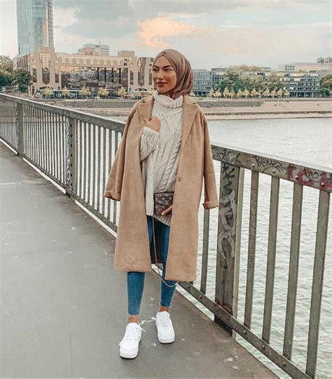 chic winter hijab outfit ideas to keep you warm hijab