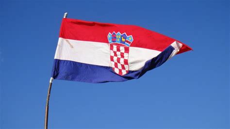 Zagreb Zatvorena Birališta U Hrvatskoj Najveći Broj Glasova Odnijeli