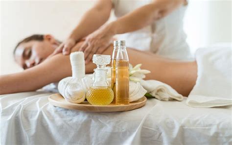 the southern illinoisan 80 1 hour aromatherapy massage for 40