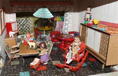 From quirkyantiques on ruby lane. Gottschalk Puppenhaus | Simones