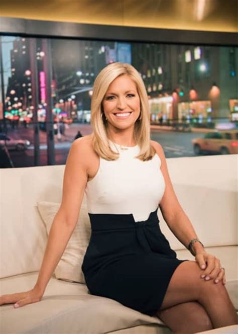 49 Of The Most Beautiful News Anchors On Television • Page 40 Of 50