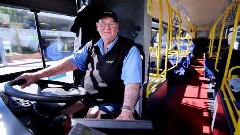 Bus Driver Stops To Help Elderly Woman Cross The Road Nz