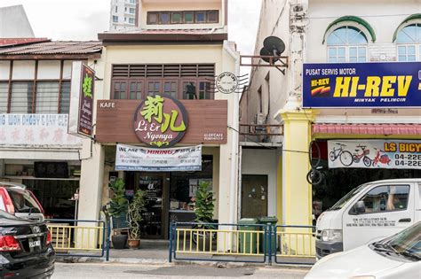 Today, nyonya kueh is enjoyed by all communities and throughout the world from singapore, beijing, london to san francisco. Best Nyonya Kuih in Penang - Crisp of Life