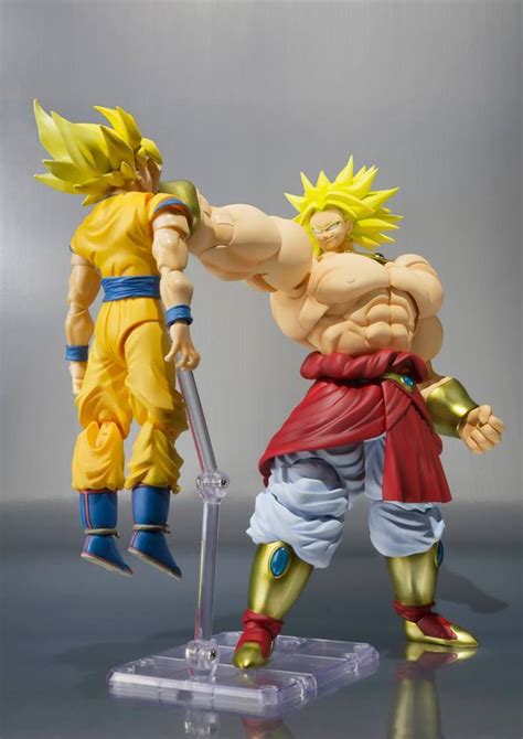 Dragon ball z merchandise was a success prior to its peak american interest, with more than $3 billion in sales from 1996 to 2000. Bandai Tamashii Nations - S.H. Figuarts Dragon Ball Z Figures | Genius
