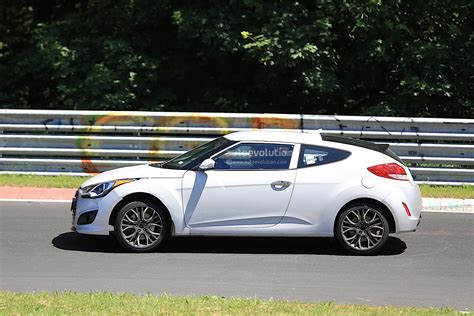 Hyundai philippines is stepping up their game. 2018 Hyundai Veloster Spied, Could Get Independent Rear ...