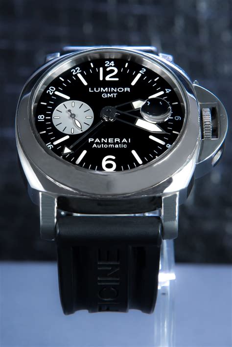 Panerai Luminor Gmt Automatic Pam 00088 Pawndeluxe Exclusieve