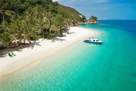 Sipadan is actually a marine park, so people are not allowed to. 12 Best Beaches in Malaysia | PlanetWare