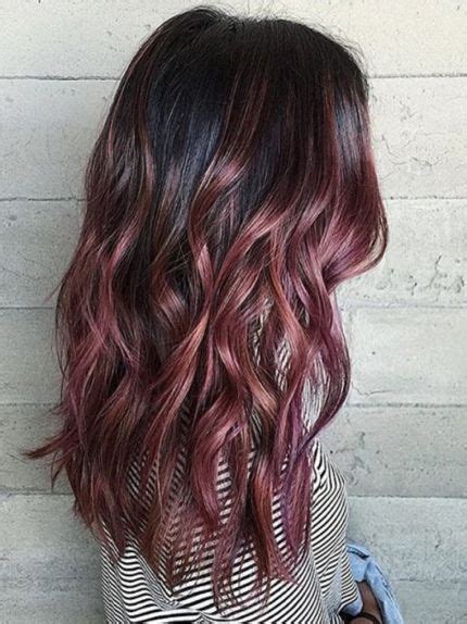 Rose gold is one of the most stylish and striking hair colors of the year. Dark Rose Gold Hair: Your Complete Guide to the Trendiest ...