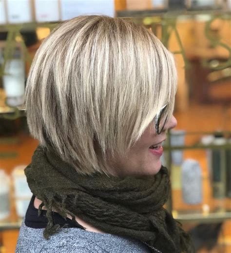 Choppy shaggy honey blonde bob. Choppy Bob with Blunt Layers hairstyle #bobhaircut ...