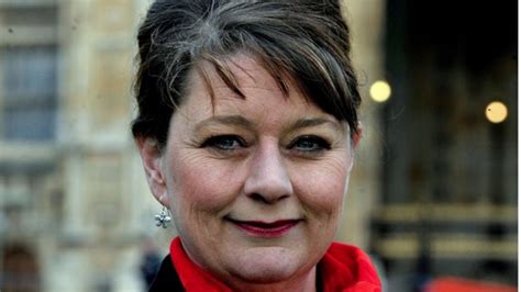 Plaid Leader Leanne Wood Urges Young People To Register To Vote Itv News Wales