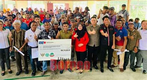 Berita baik bagi pekebun kecil yang berdaftar dengan risda, anda boleh memohon bantuan musim tengkujuh (bmt) dan menerima bantuan tunai sebanyak rm500 (sekali bayar). 234 nelayan DUN Lingga terima bantuan musim tengkujuh ...