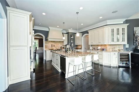 Owners benefited from a brighter, more awake kitchen. 45 Luxurious Kitchens with White Cabinets (Ultimate Guide ...