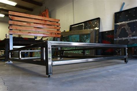 Modern Steel Bed Frame Welded Furniture Steel Bed Steel Bed Frame