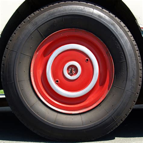 Image Red Bus Wheel Wikijet Fandom Powered By Wikia