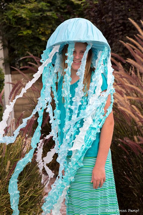 Or be like moritz waldemeyer and design a whole net costume with them! Awesome Jellyfish Costume DIY (Easy Light Up Hat) - Press Print Party!